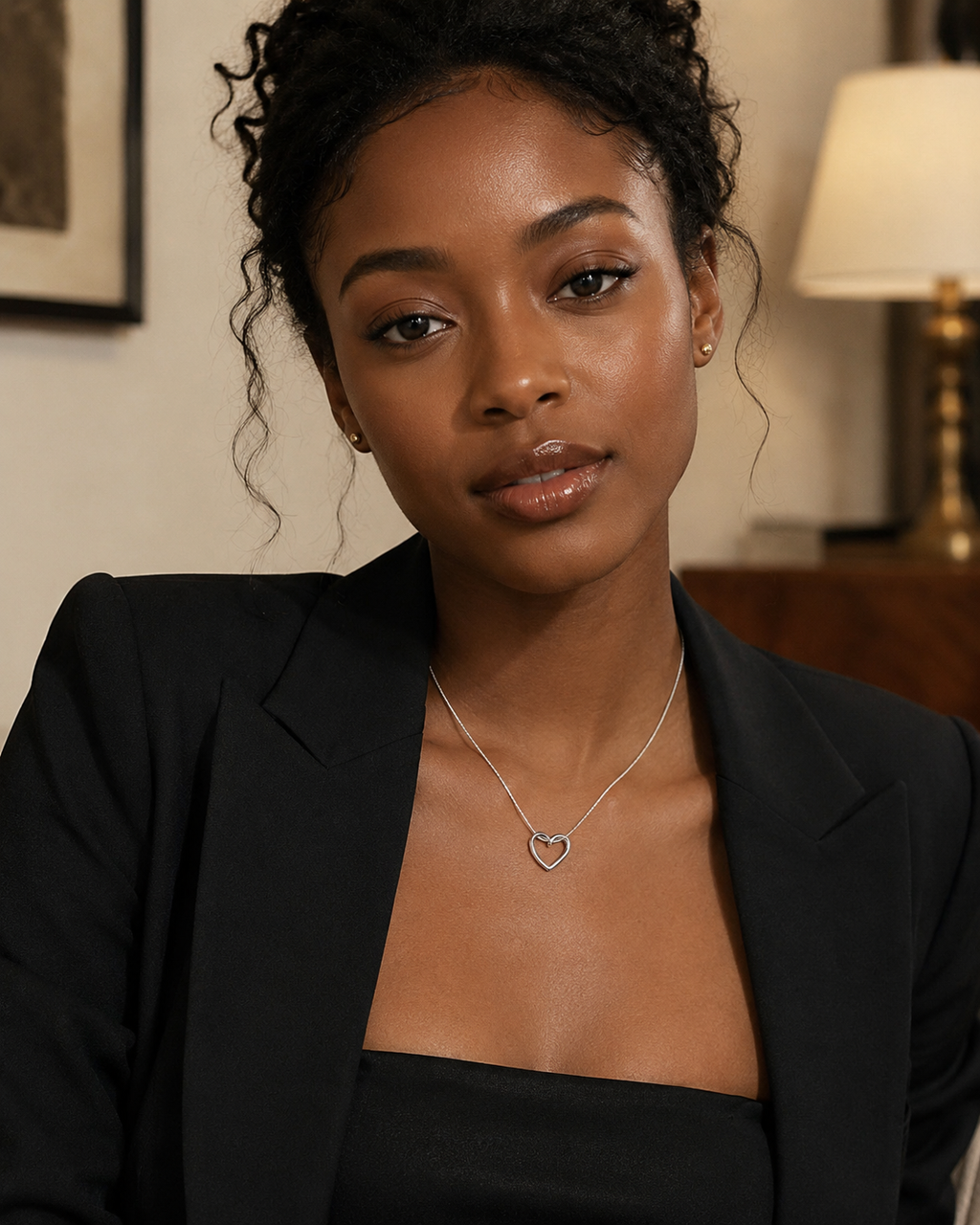 Savanna Silver Heart Glow Necklace