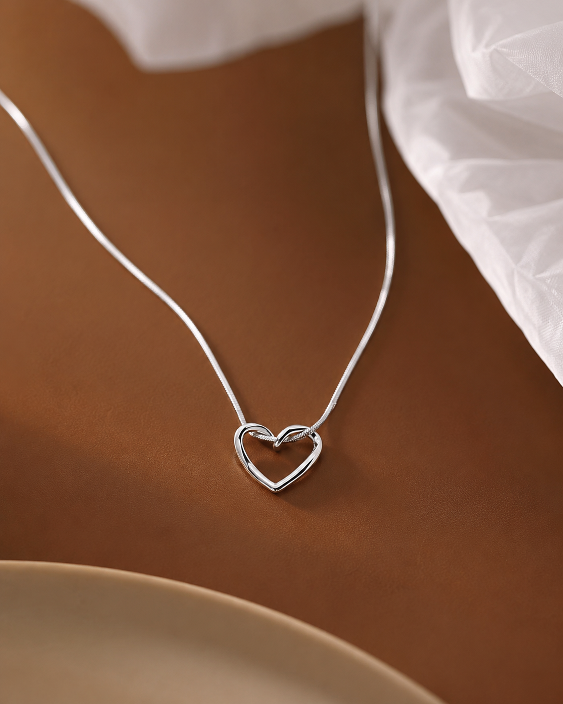 Savanna Silver Heart Glow Necklace